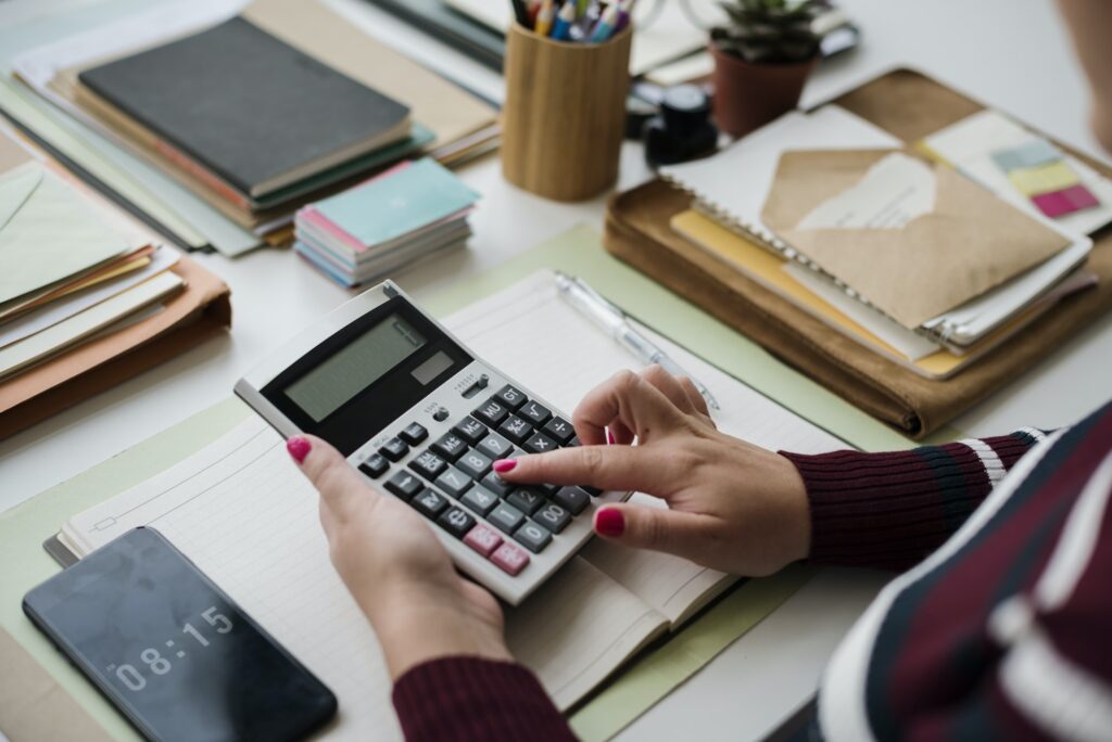 woman accountant working on the desk.jpg